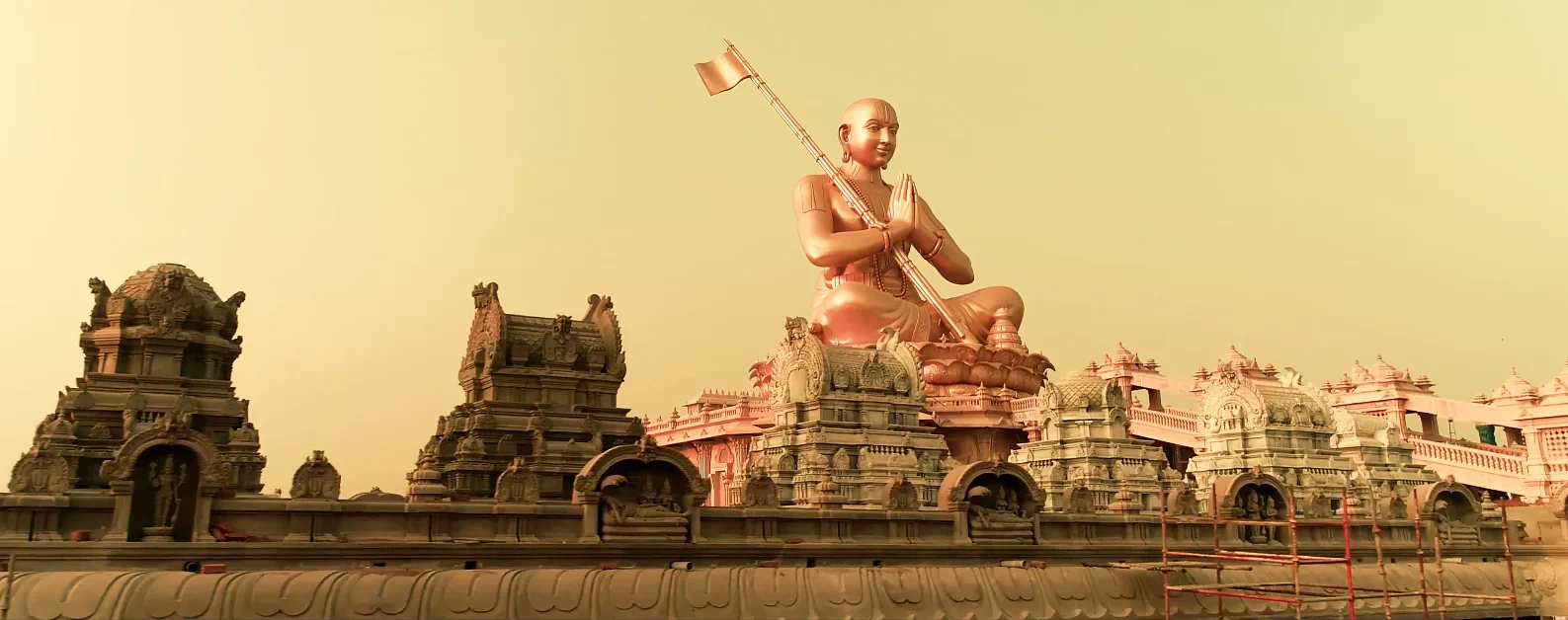 statueof equality with inspiration centers banner